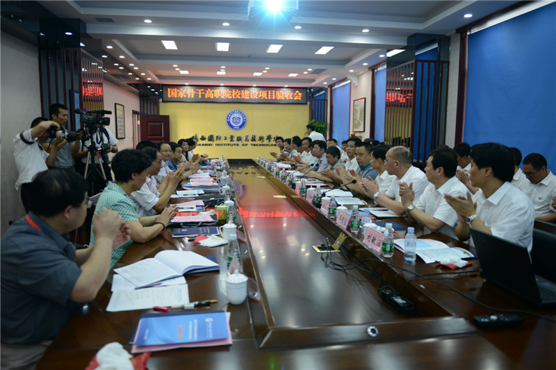 1496718829136316.jpg 10165653foyp.jpg