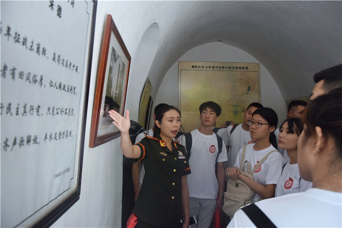 1499950445131660.jpg 枣园现场教学_副本.jpg