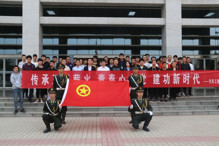 1556620156277899.jpg 汽车.jpg