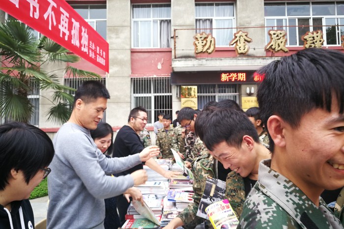 1539855187587943.jpg 321379984580075551_副本.jpg